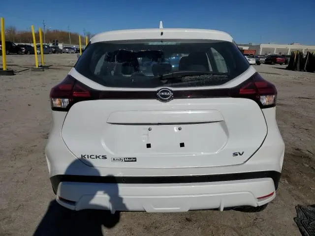 2024 NISSAN KICKS SV  