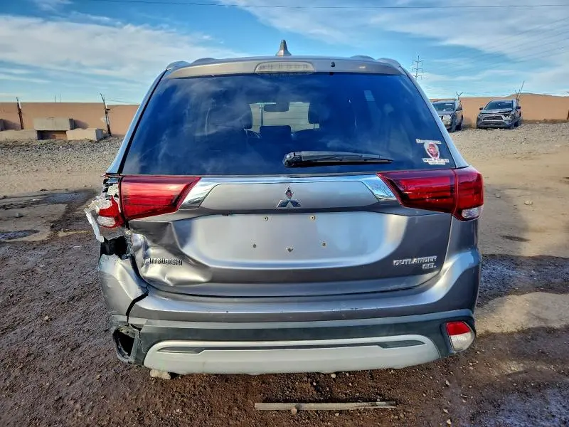 2019 MITSUBISHI OUTLANDER SE  