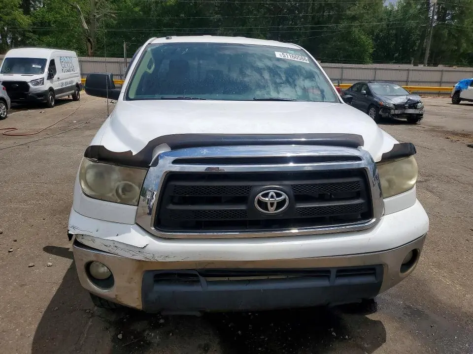 2011 TOYOTA TUNDRA DOUBLE CAB SR5  