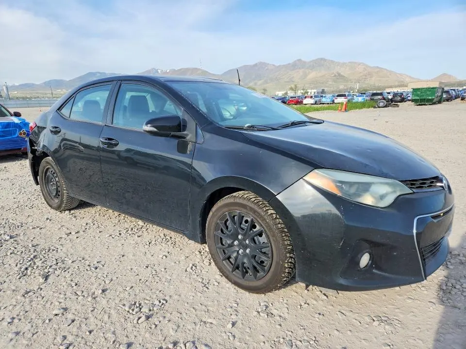2016 TOYOTA COROLLA S  