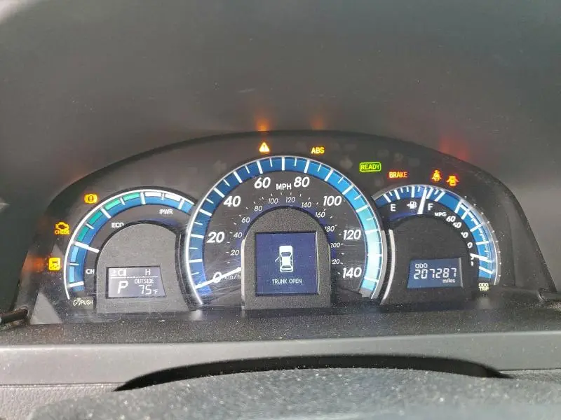 2013 TOYOTA CAMRY HYBRID  