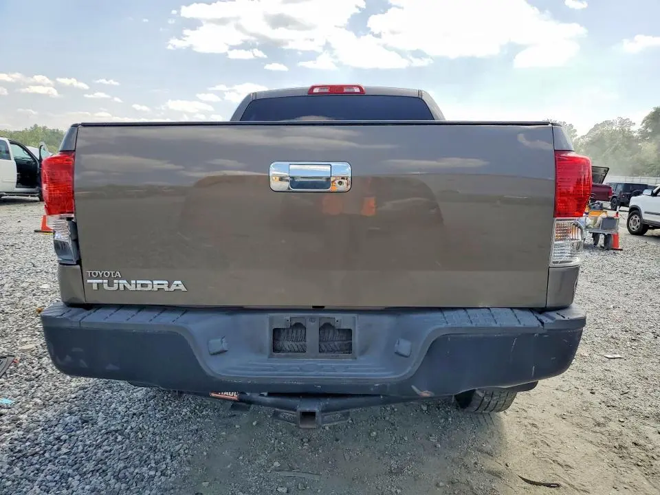 2011 TOYOTA TUNDRA DOUBLE CAB SR5  