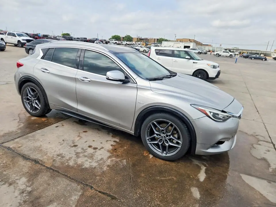 2018 INFINITI QX30 PREMIUM  