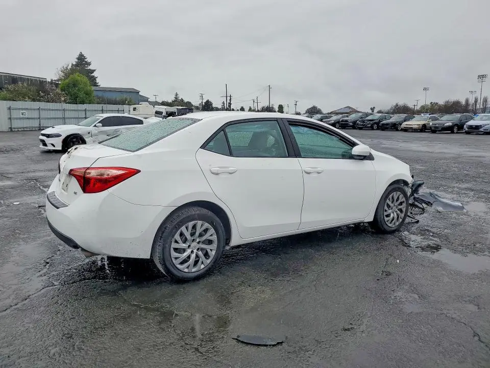 2019 TOYOTA COROLLA LE  