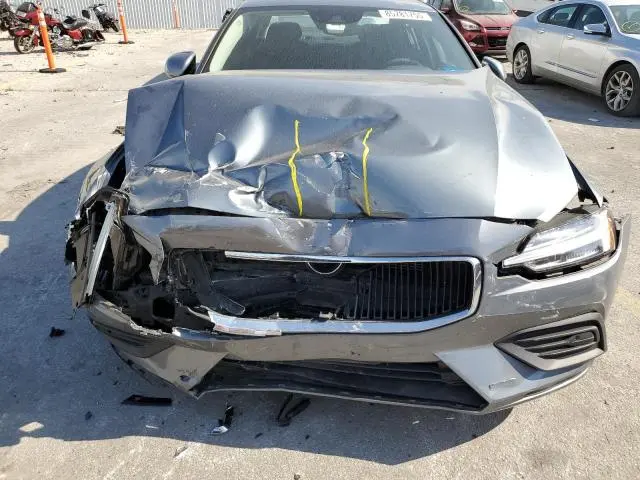 2020 VOLVO S60 T5 MOMENTUM  