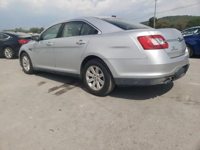 2010 FORD TAURUS SE  