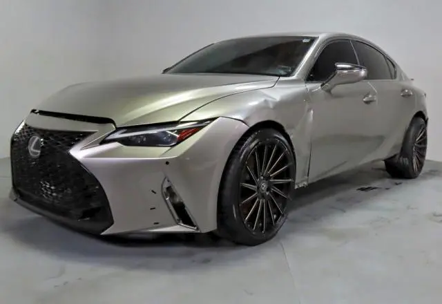 2021 LEXUS IS 300  