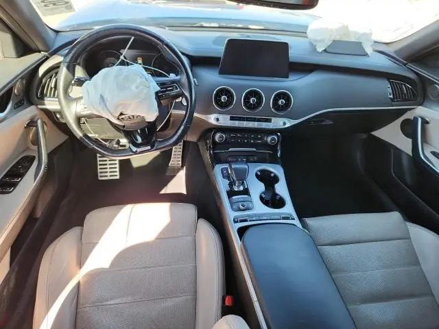 2018 KIA STINGER GT2  