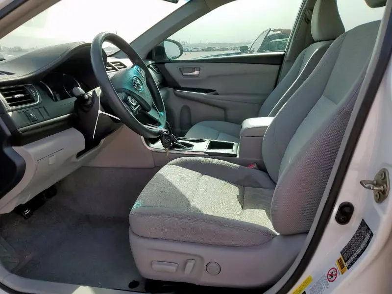 2016 TOYOTA CAMRY LE  