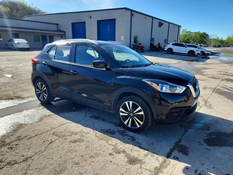 2019 NISSAN KICKS SV  