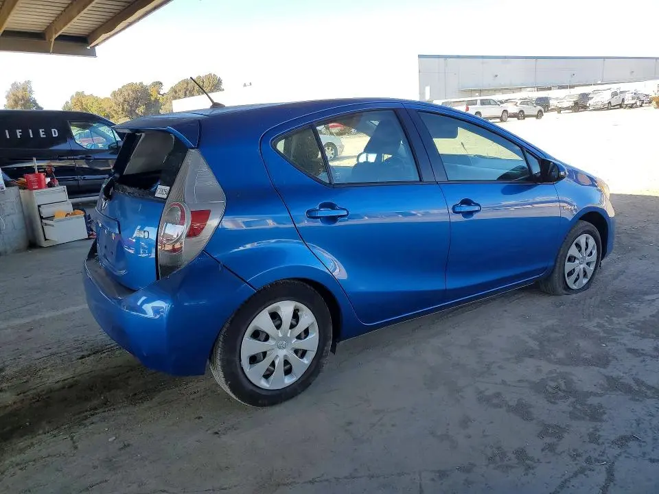 2012 TOYOTA PRIUS C TWO  