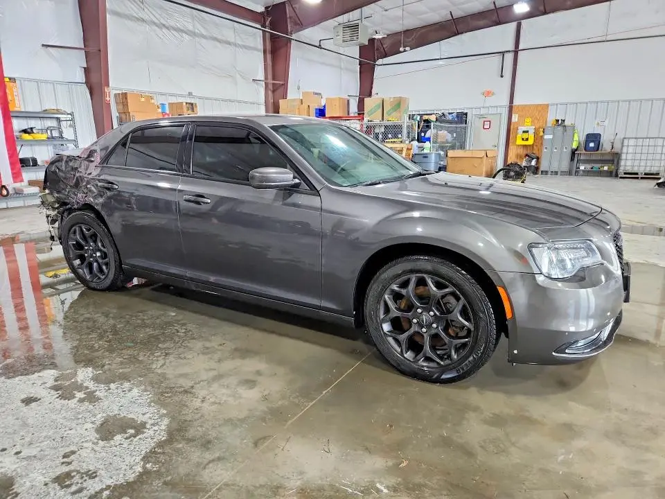 2019 CHRYSLER 300 S  