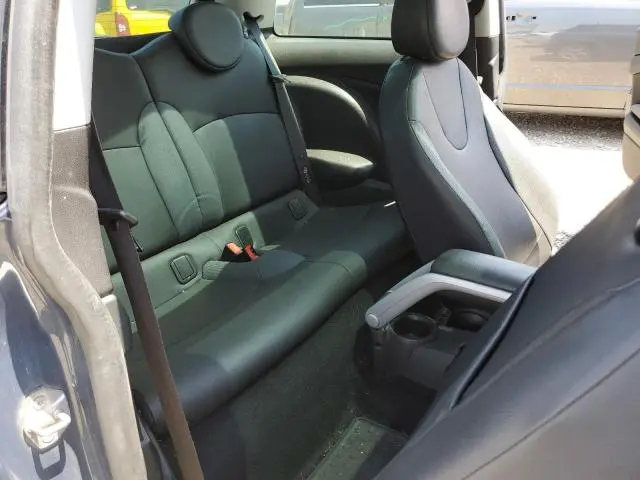 2010 MINI COOPER 
