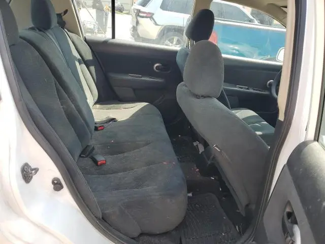2011 NISSAN VERSA S