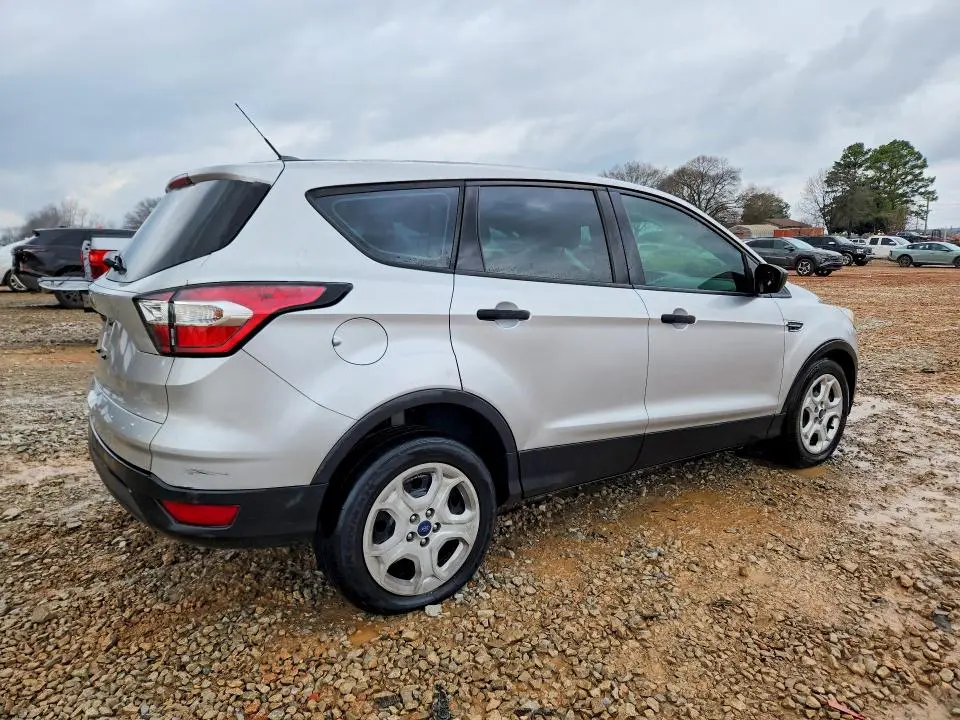 2017 FORD ESCAPE S  