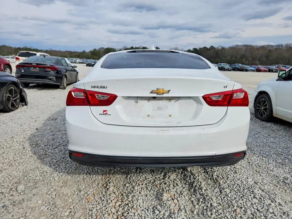 2017 CHEVROLET MALIBU LT  
