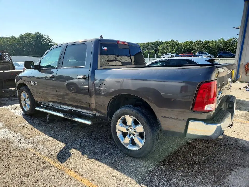 2015 RAM 1500 SLT  