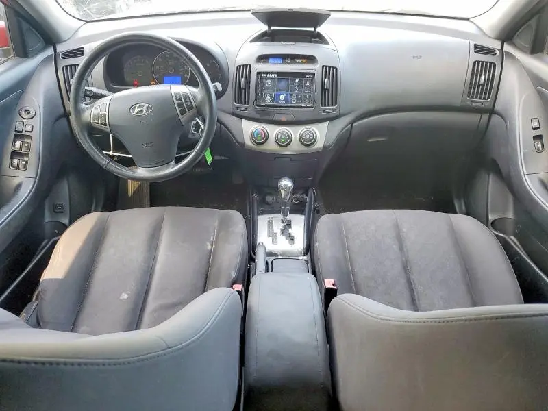 2010 HYUNDAI ELANTRA SE  