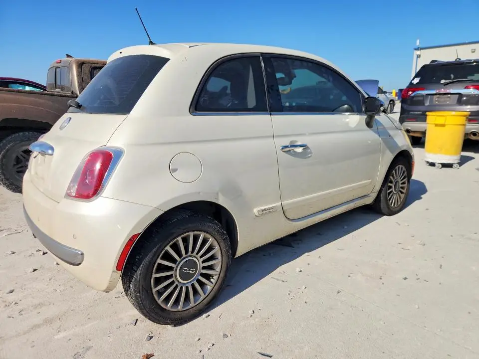 2012 FIAT 500 LOUNGE  