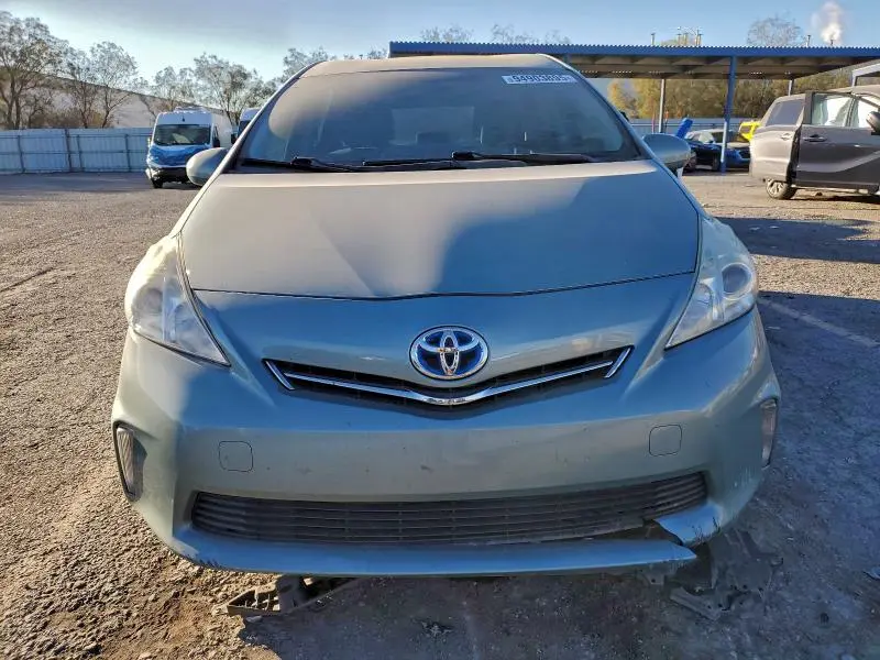 2013 TOYOTA PRIUS V   