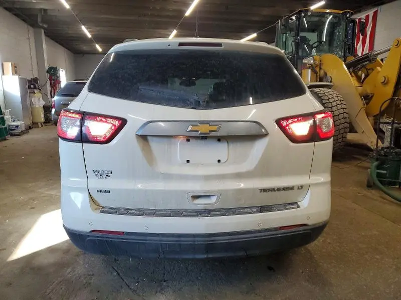 2013 CHEVROLET TRAVERSE LT  