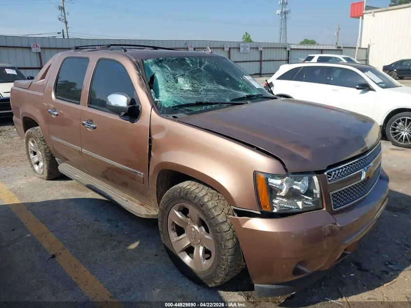 2011 CHEVROLET AVALANCHE 1500 LTZ