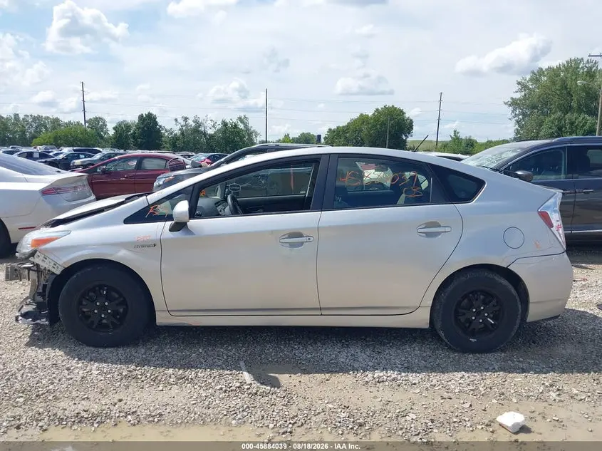 2013 TOYOTA PRIUS TWO