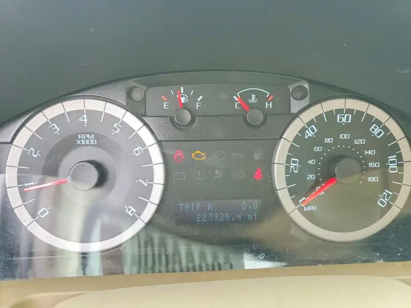 2010 FORD ESCAPE LIMITED  