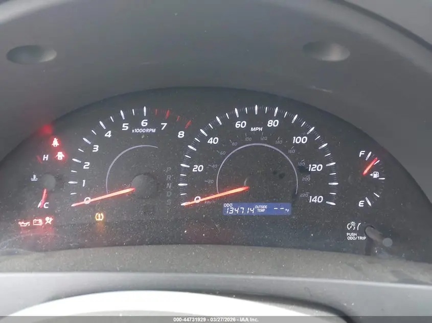 2011 TOYOTA CAMRY LE