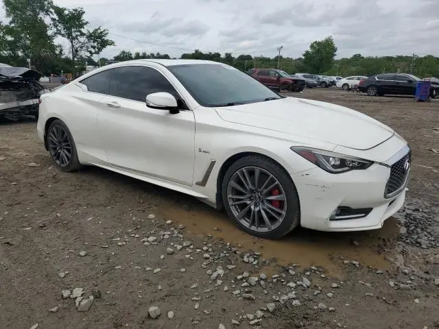 2017 INFINITI Q60 RED SPORT 400  