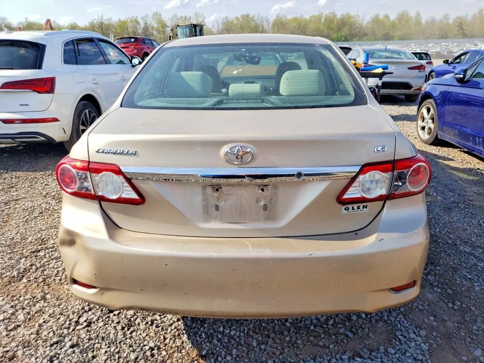 2013 TOYOTA COROLLA LE  
