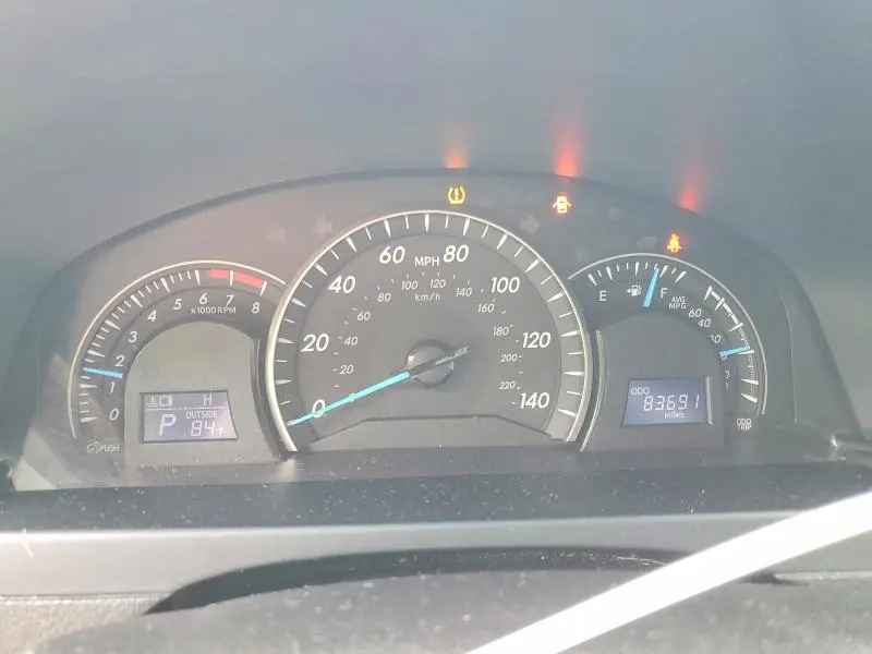 2015 TOYOTA CAMRY LE  