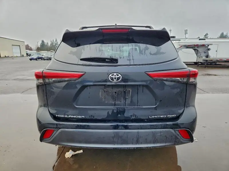 2021 TOYOTA HIGHLANDER LIMITED  