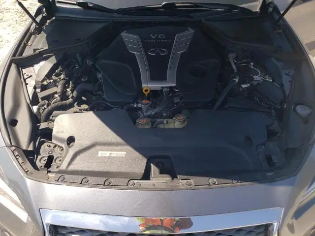 2018 INFINITI Q50 LUXE  