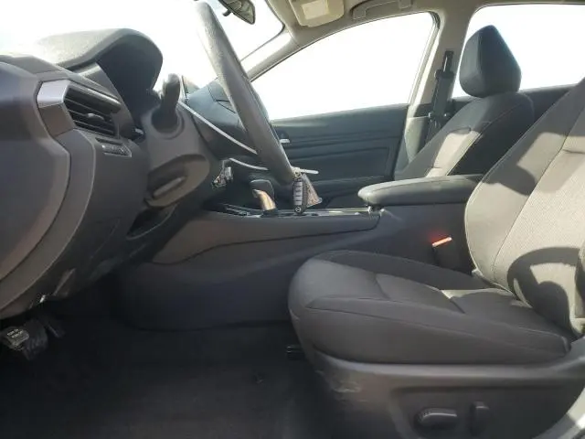2024 NISSAN ALTIMA SV  
