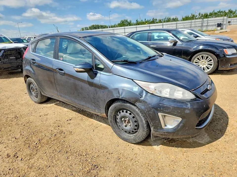 2011 FORD FIESTA SES  