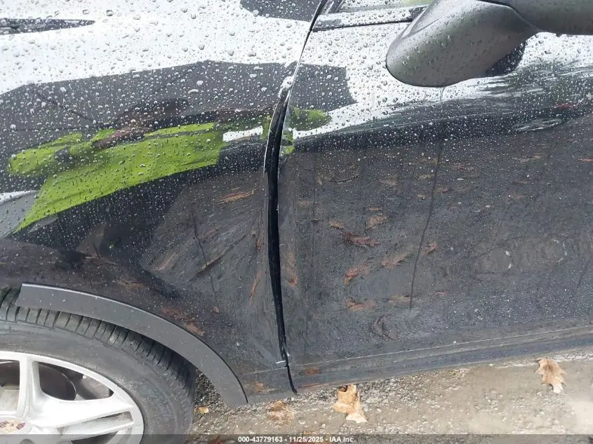 2014 PORSCHE CAYENNE  