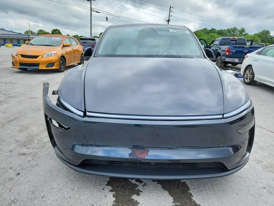 2026 TESLA MODEL Y   