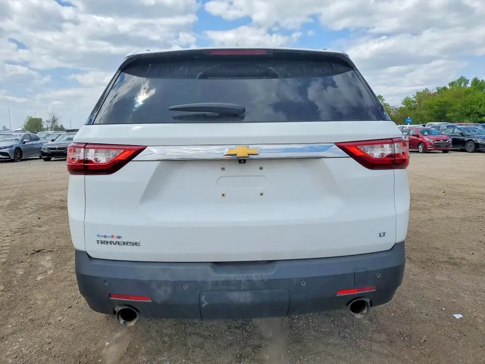 2020 CHEVROLET TRAVERSE LT  