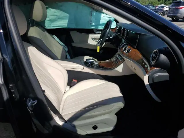 2019 MERCEDES-BENZ E 300 4MATIC  