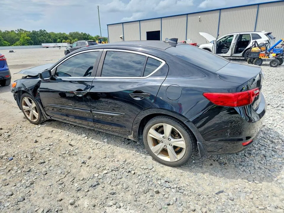 2013 ACURA ILX 20 TECH  