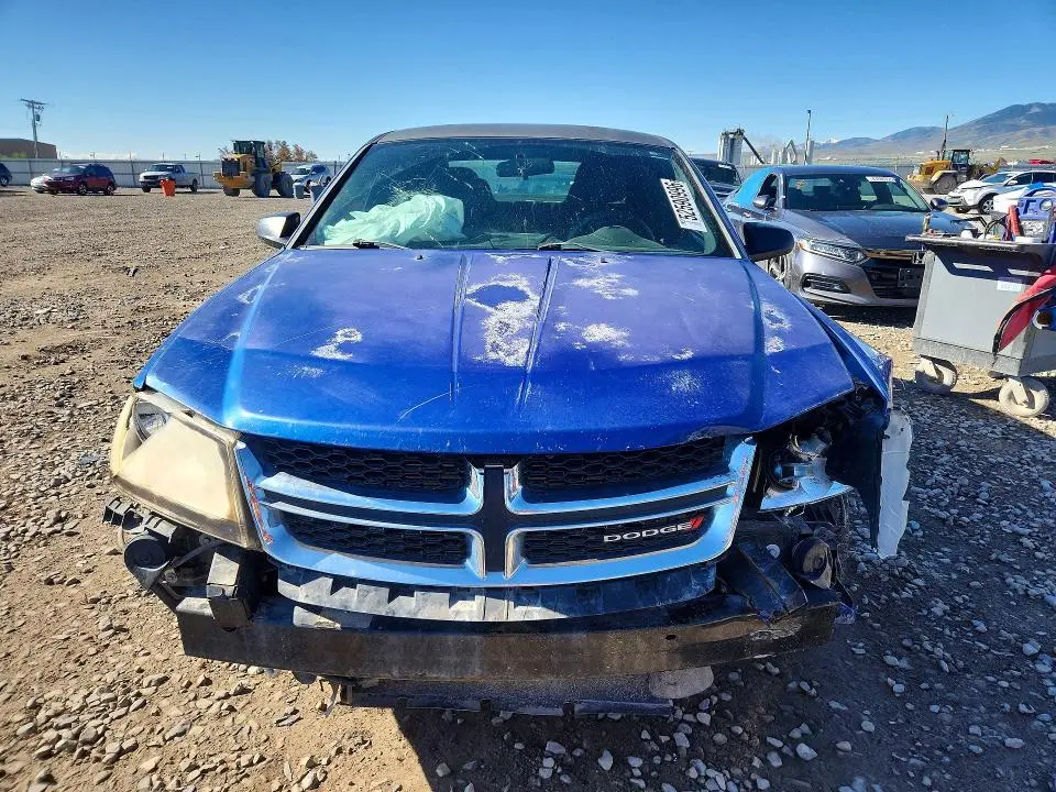 2014 DODGE AVENGER SE  