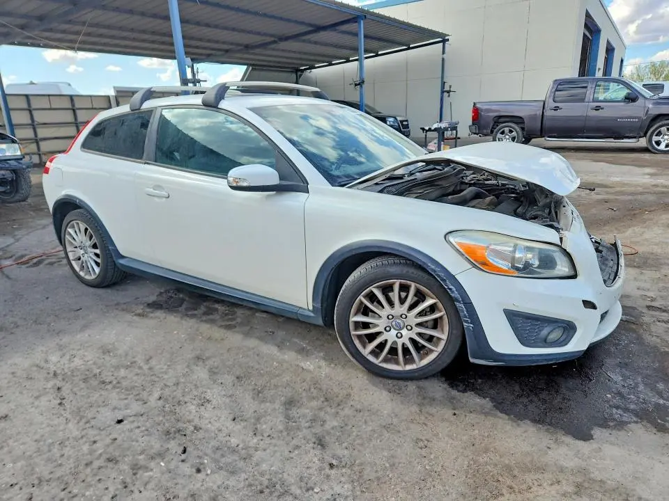 2011 VOLVO C30 T5  