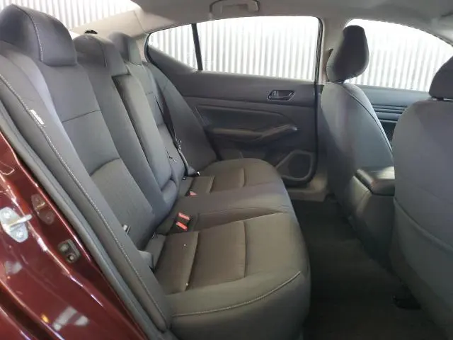 2025 NISSAN ALTIMA SV  