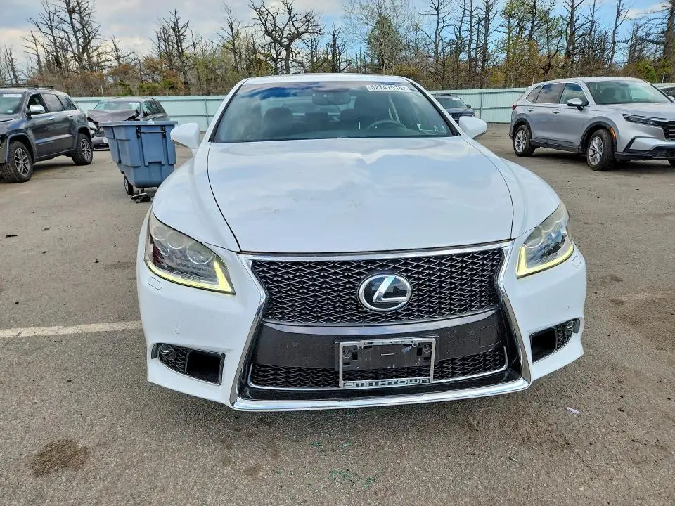 2014 LEXUS LS 460  