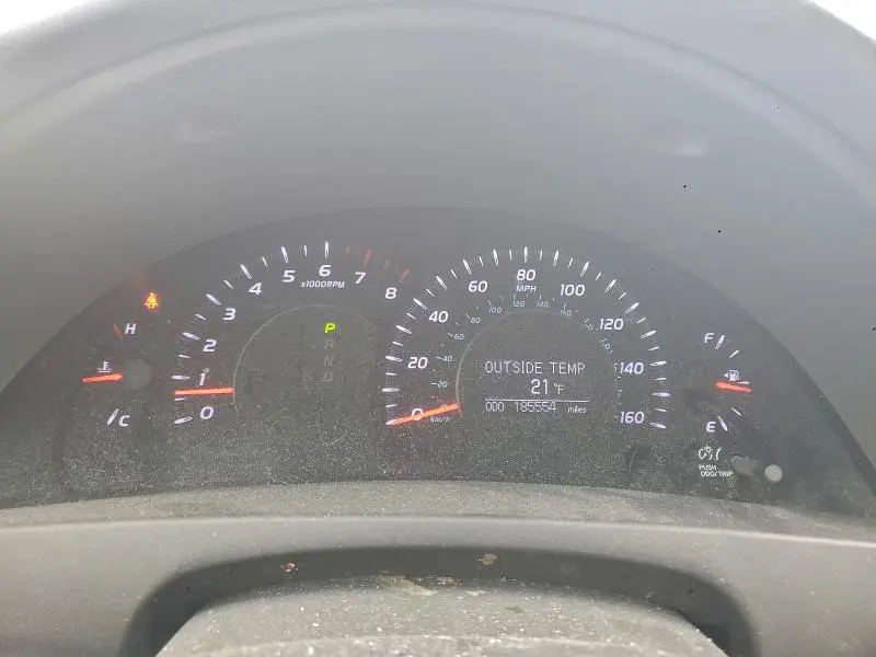 2011 TOYOTA CAMRY SE  