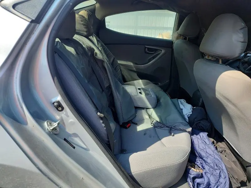 2012 HYUNDAI ELANTRA GLS  