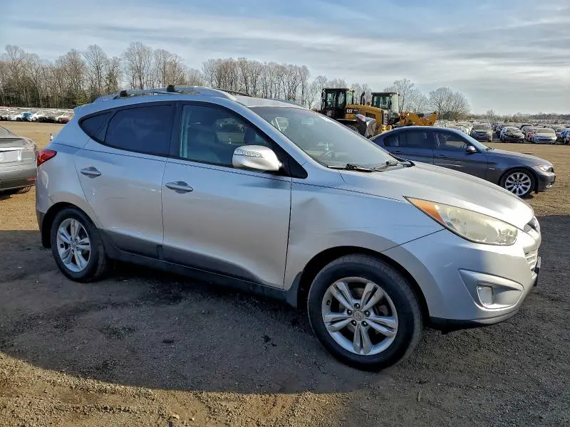 2013 HYUNDAI TUCSON GLS  