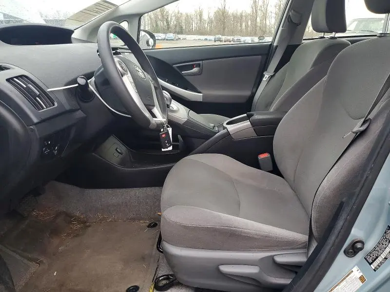 2014 TOYOTA PRIUS THREE  