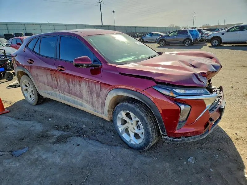 2024 CHEVROLET TRAX LS  